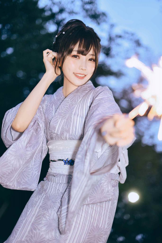 ElyEE子新写真：Yukata，更新到合集，目前本合集累计收录写真81套，后续持续更新中......